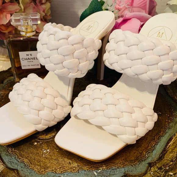 Sophisticated Quilted Braided weave slip on stiletto heal - Picture 12 of 16